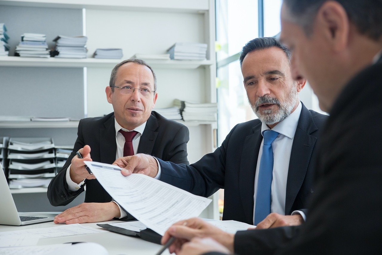 inspirierendes leadership: entdecken sie die schlüsselkompetenzen und strategien, um als führungskraft zu wachsen und ihr team zu höchstleistungen zu motivieren.