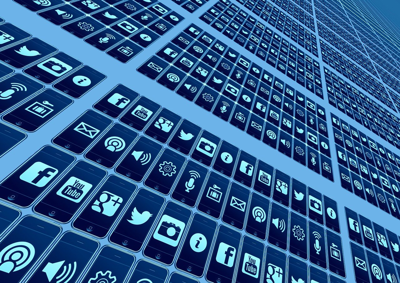 entdecken sie die vorteile des networkings! knüpfen sie wertvolle kontakte, erweitern sie ihr berufliches netzwerk und fördern sie ihre karrierechancen durch effektive networking-strategien.